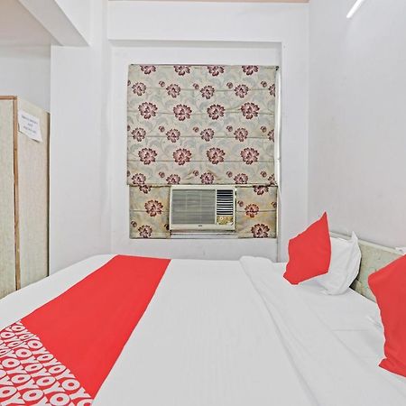 Oyo 27695 Hotel Relation Kanpur Dış mekan fotoğraf