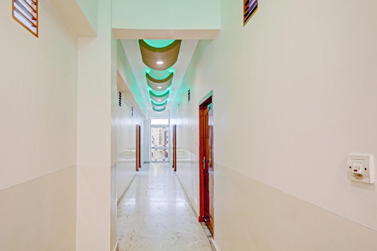 Oyo 27695 Hotel Relation Kanpur Dış mekan fotoğraf