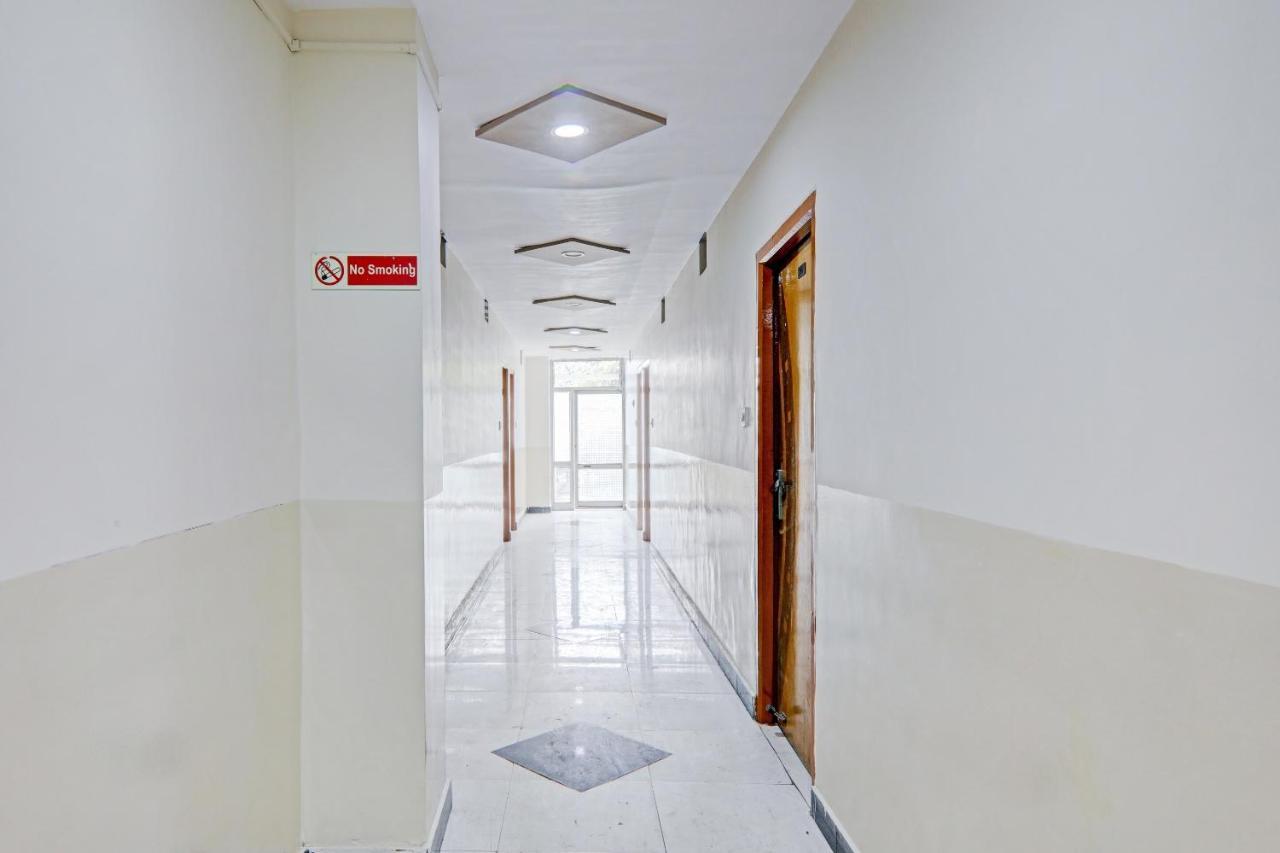 Oyo 27695 Hotel Relation Kanpur Dış mekan fotoğraf