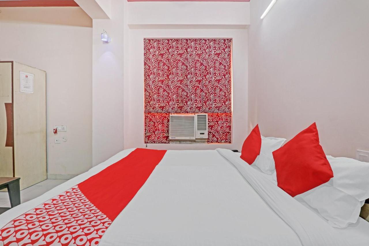 Oyo 27695 Hotel Relation Kanpur Dış mekan fotoğraf
