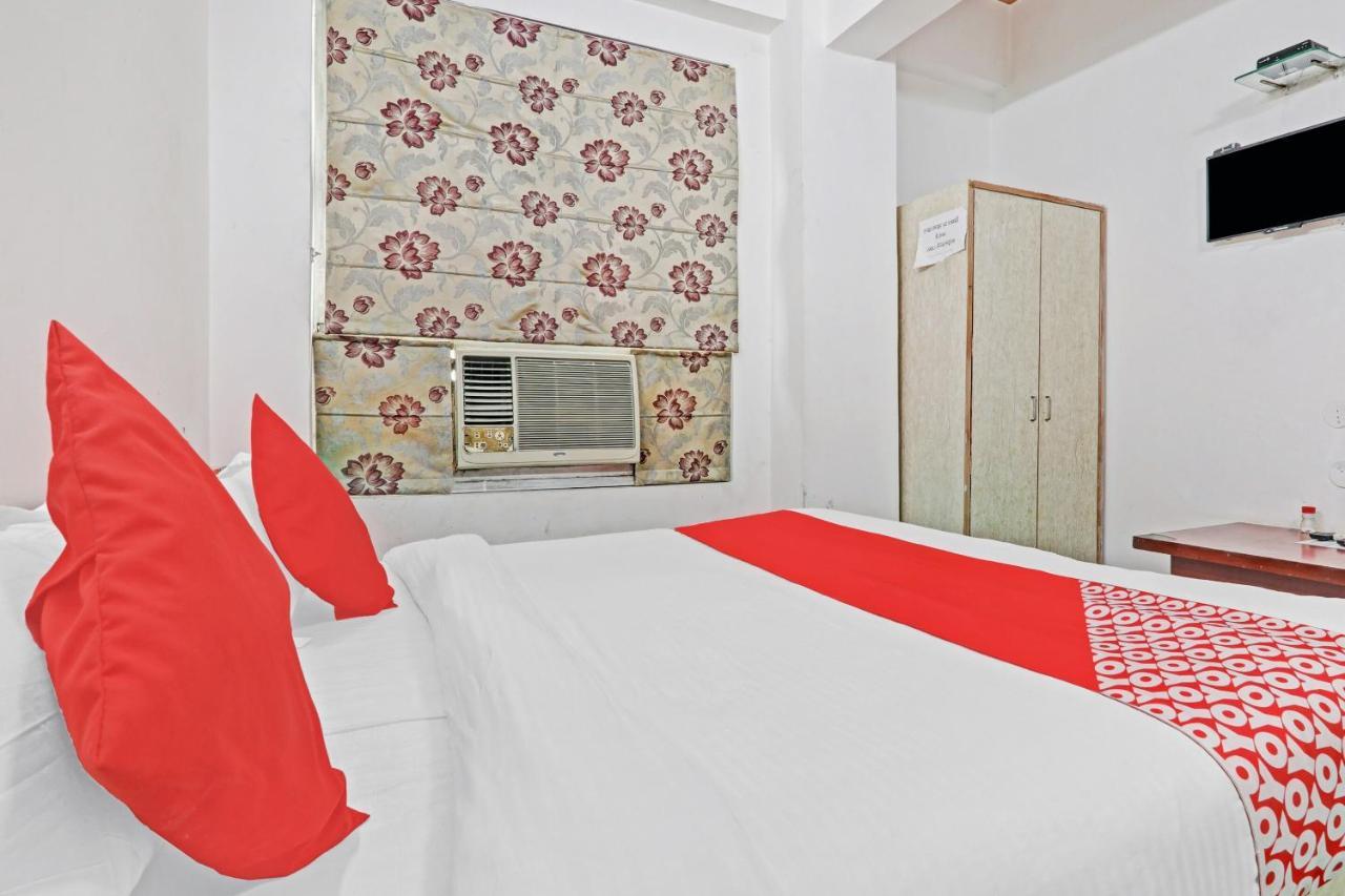Oyo 27695 Hotel Relation Kanpur Dış mekan fotoğraf