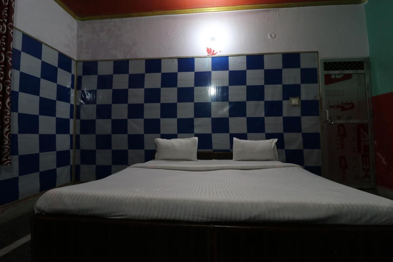 Oyo 27695 Hotel Relation Kanpur Dış mekan fotoğraf
