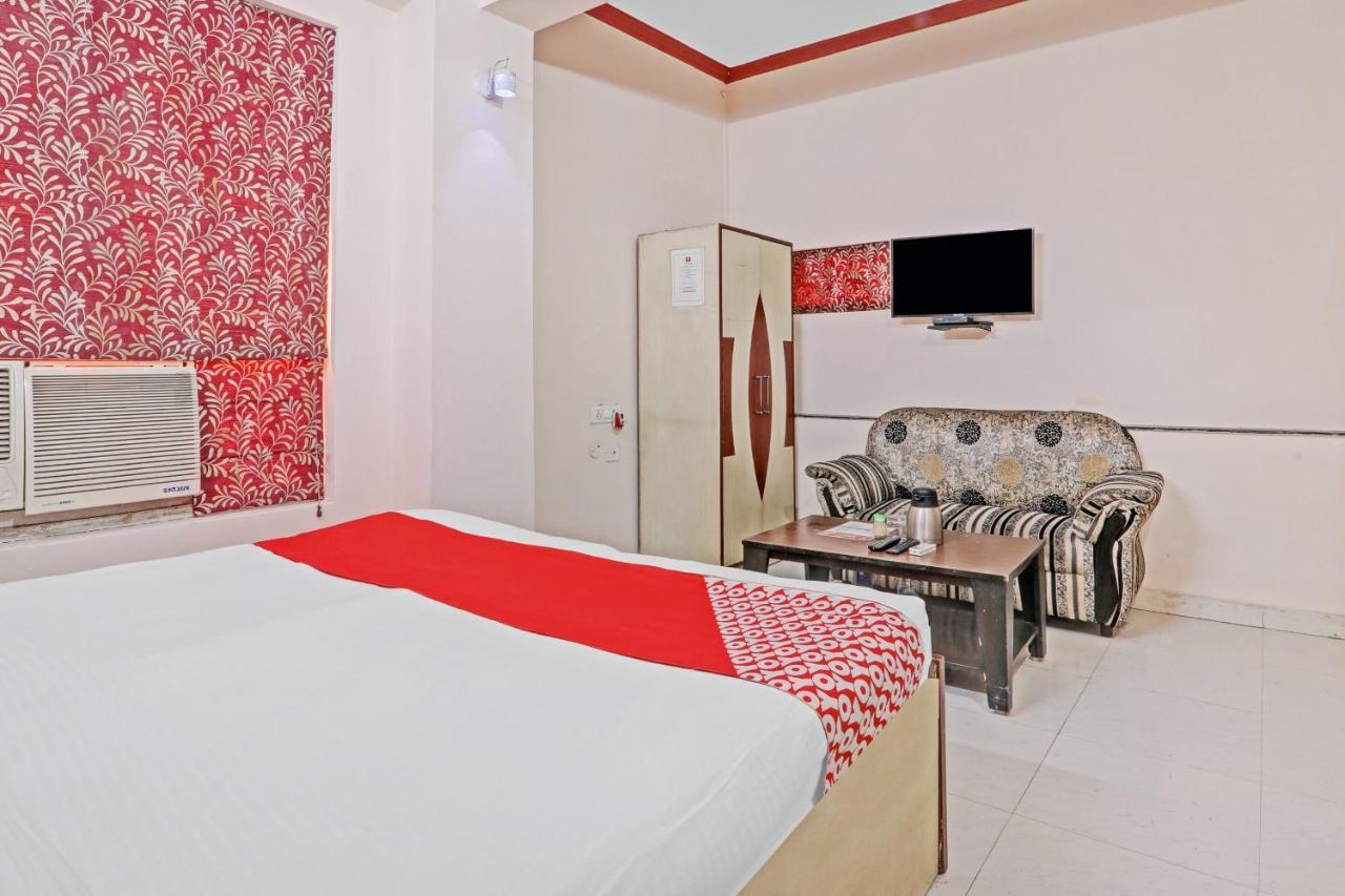 Oyo 27695 Hotel Relation Kanpur Dış mekan fotoğraf