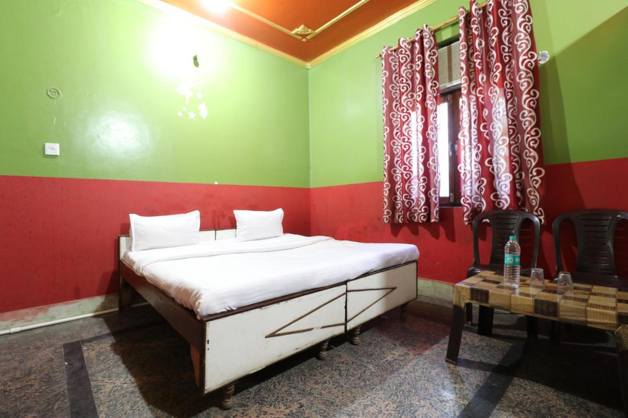 Oyo 27695 Hotel Relation Kanpur Dış mekan fotoğraf