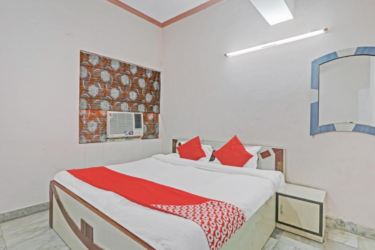 Oyo 27695 Hotel Relation Kanpur Dış mekan fotoğraf
