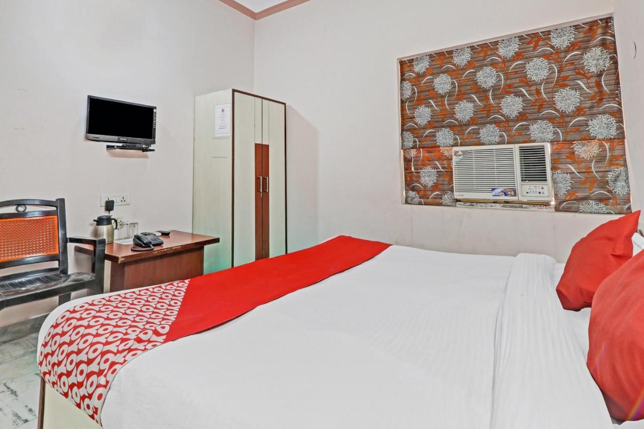 Oyo 27695 Hotel Relation Kanpur Dış mekan fotoğraf