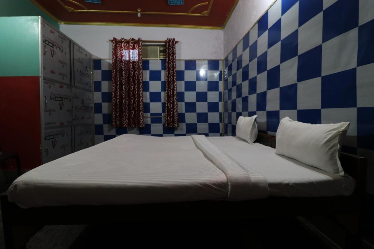Oyo 27695 Hotel Relation Kanpur Dış mekan fotoğraf